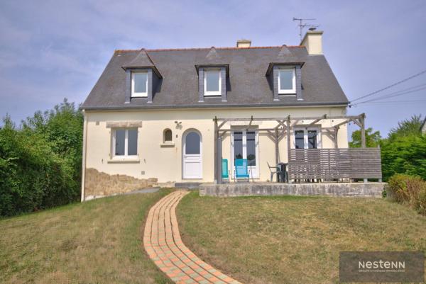 MAISON À VENDRE POMMERET - Maison familiale en impasse du bourg de Pommeret sur une grande parcelle constructible de 1000m² environ !