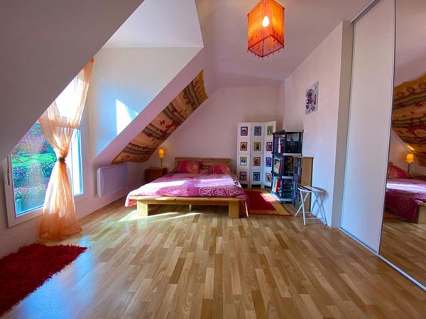 Maison située à Dinan possibilité 5 chambres et terrain de 1200m²