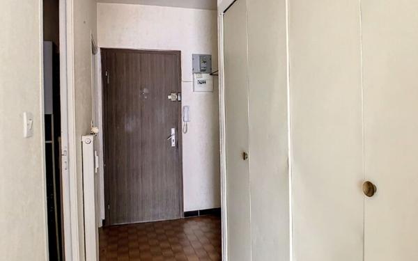 Appartement à louer    1 pièce •  Brive-la-Gaillarde