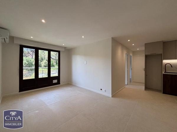 Appartement à vendre 3 pièces 48m² Sainte-Maxime (83120)