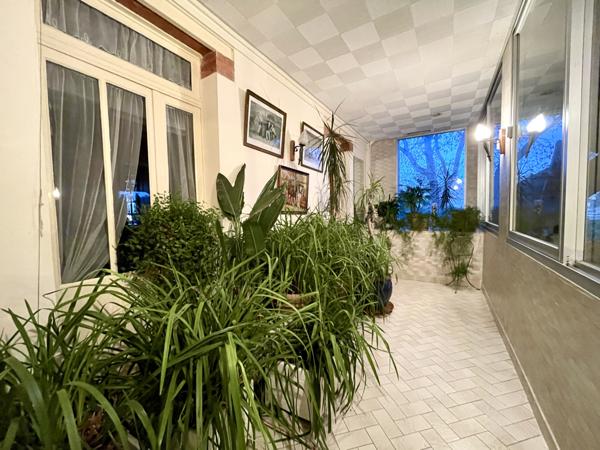 Milly-la-Forêt (91490) Propriété exceptionnelle comprenant deux maisons 240 m², dépendances ( + 140 m² )et 1 890 m² de terrain