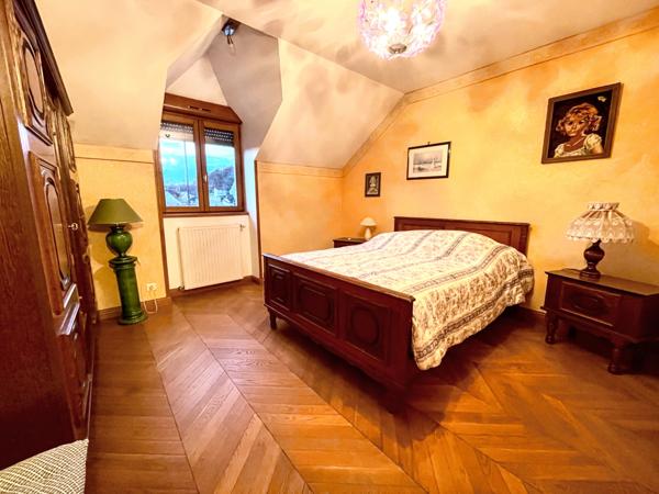 Milly-la-Forêt (91490) Propriété exceptionnelle comprenant deux maisons 240 m², dépendances ( + 140 m² )et 1 890 m² de terrain