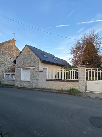 Milly-la-Forêt (91490) Propriété exceptionnelle comprenant deux maisons 240 m², dépendances ( + 140 m² )et 1 890 m² de terrain