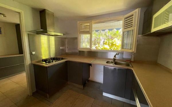 Maison à vendre    4 pièces • 123 m2 Baie-Mahault