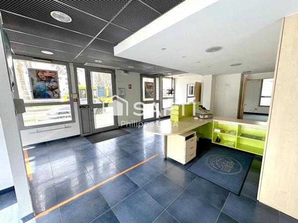 PLATEAU DE BUREAUX  PROCHE CENTRE FORTE VISIBILITÉ