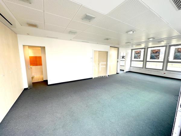 PLATEAU DE BUREAUX  PROCHE CENTRE FORTE VISIBILITÉ