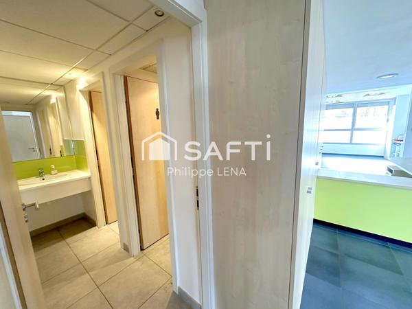 PLATEAU DE BUREAUX  PROCHE CENTRE FORTE VISIBILITÉ