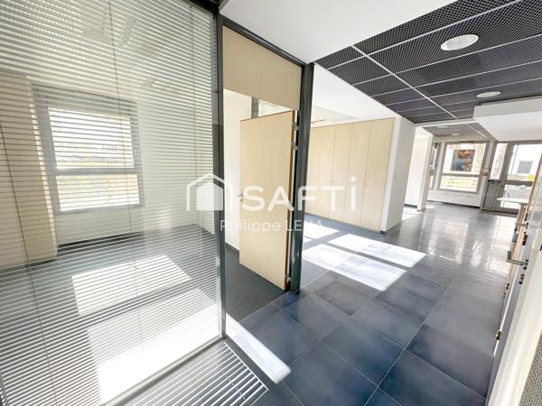 PLATEAU DE BUREAUX  PROCHE CENTRE FORTE VISIBILITÉ