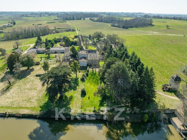 Château classé Monument Historique au coeur du vignoble bordelais