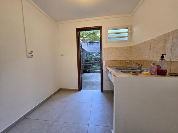 🌟 OPPORTUNITÉ À SAISIR : Charmante Maison T3 avec Jardinet – Le compromis parfait entre ville et tranquillité ! 🌟