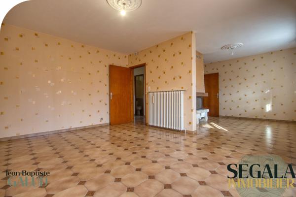 Carmaux — Maison de 117 m² avec grand jardin, trois chambres et deux garages
