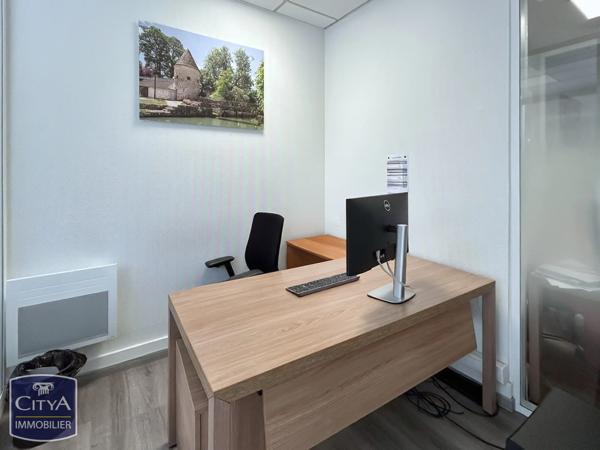 Immeuble à vendre 255m² Saint-Quentin (02100)