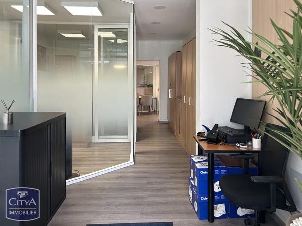 Immeuble à vendre 255m² Saint-Quentin (02100)