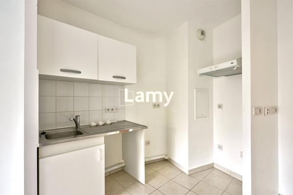 Parking + appartement