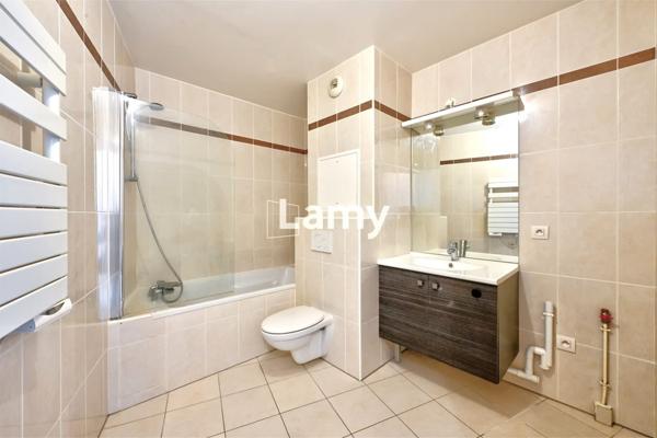 Parking + appartement