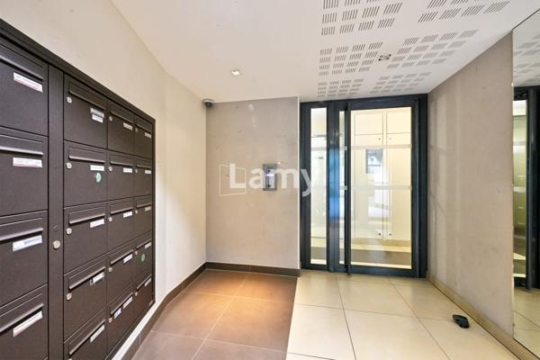 Parking + appartement