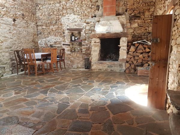 PROPRIÉTE EQUESTRE SUR 6 HA  AVEC MAISONS D'HABITATION