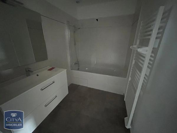 Appartement à louer 4 pièces 93.34m²