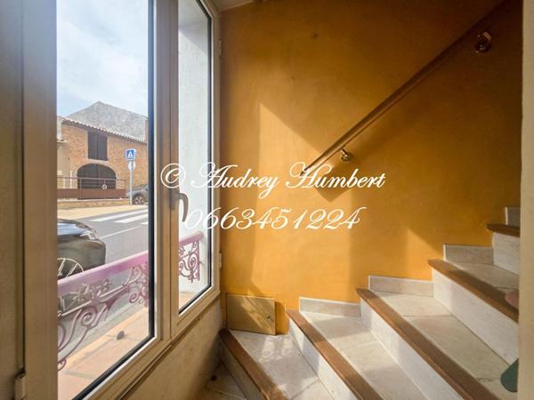 VALENSOLE, MAISON DE VILLAGE de 86 m² avec terrasse, jardinet et combles