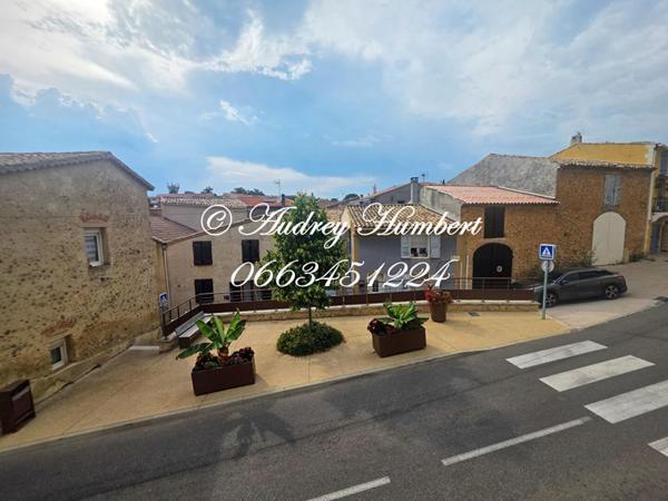 VALENSOLE, MAISON DE VILLAGE de 86 m² avec terrasse, jardinet et combles