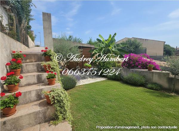 VALENSOLE, MAISON DE VILLAGE de 86 m² avec terrasse, jardinet et combles