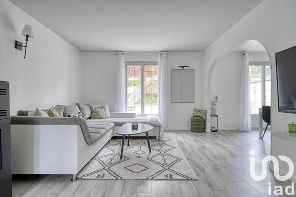 Maison 6 pièces de 107 m² à Vaux-sur-Seine (78740)