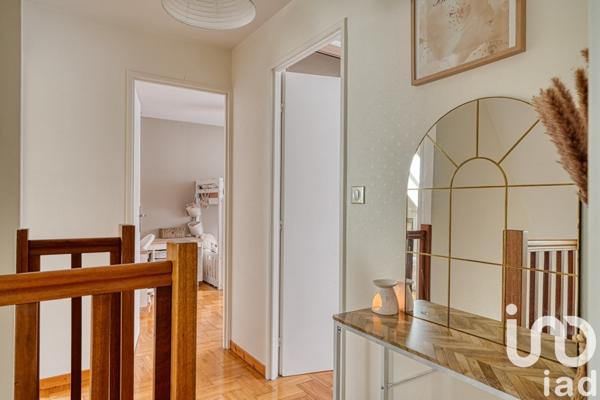 Maison 6 pièces de 107 m² à Vaux-sur-Seine (78740)