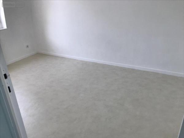 Appartement à louer à Pont-de-l'Arche dans l'Eure (27340), ref : 27063-187495