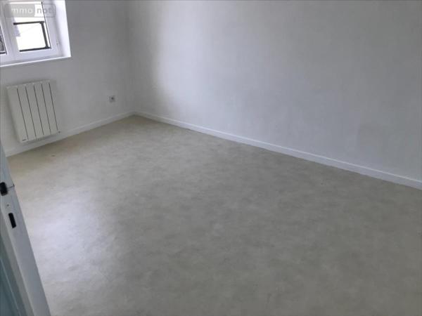 Appartement à louer à Pont-de-l'Arche dans l'Eure (27340), ref : 27063-187495