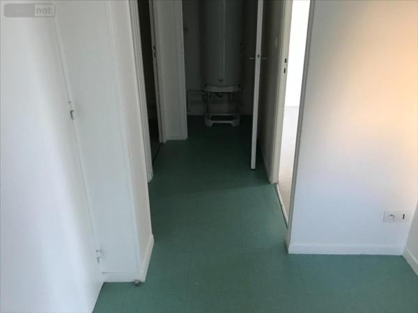 Appartement à louer à Pont-de-l'Arche dans l'Eure (27340), ref : 27063-187495