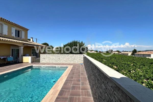 Maison à vendre 4 pièces de 149 m² à Rochefort-du-Gard