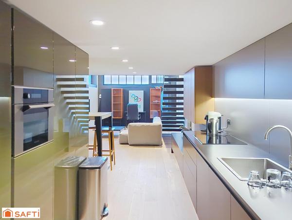 Local atypique en duplex – Grenoble centre – 123 m² – Meublé