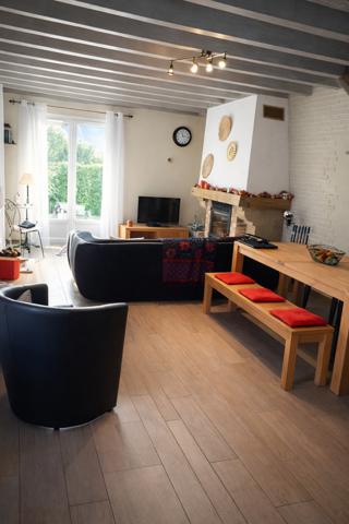 Maison familiale de 129 m² avec piscine sur grand terrain