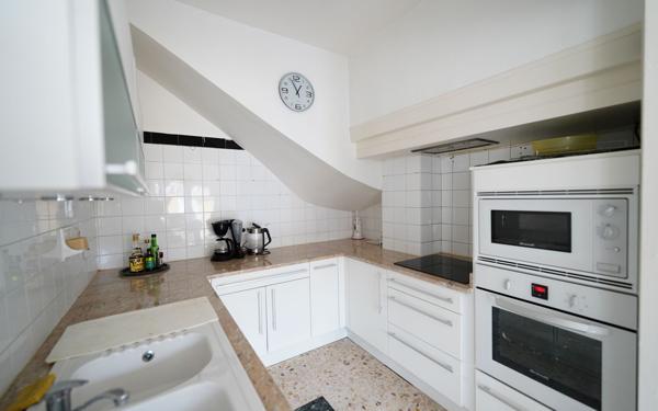 Maison à vendre    8 pièces • 184 m2 Cascastel-des-Corbières