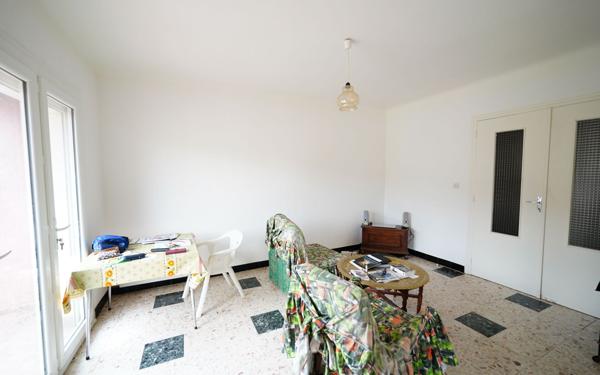 Maison à vendre    8 pièces • 184 m2 Cascastel-des-Corbières