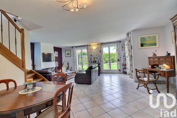 Maison à vendre 8 pièces 226 m² Ozoir-la-Ferrière