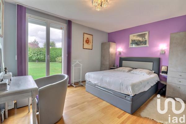 Maison à vendre 8 pièces 226 m² Ozoir-la-Ferrière