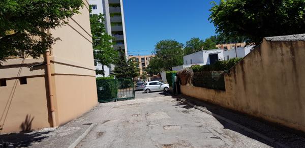 Parking / box Avignon 16 m2