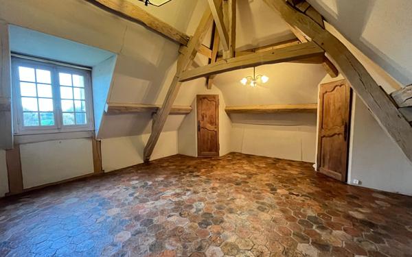 Maison à vendre    6 pièces • 189,44 m2 Saint-Paul