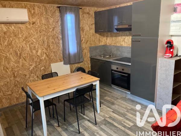 Maison à vendre 6 pièces 180 m² Lussac-les-Châteaux