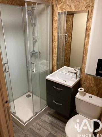 Maison à vendre 6 pièces 180 m² Lussac-les-Châteaux