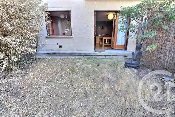 Appartement à vendre  2 pièces - 33,05 m 2   LES LILAS  - 93