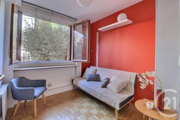 Appartement à vendre  2 pièces - 33,05 m 2   LES LILAS  - 93