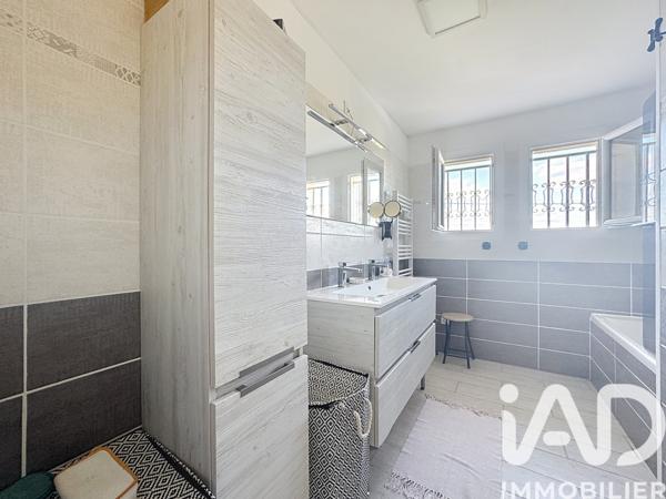 Maison à vendre 5 pièces 132 m² Coulgens