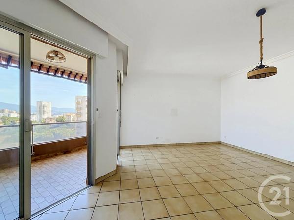 Appartement F3 à vendre  3 pièces - 80,21 m 2   AJACCIO  - 201