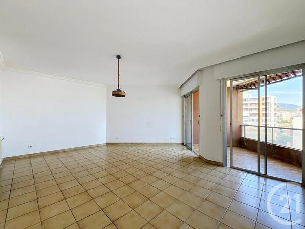 Appartement F3 à vendre  3 pièces - 80,21 m 2   AJACCIO  - 201