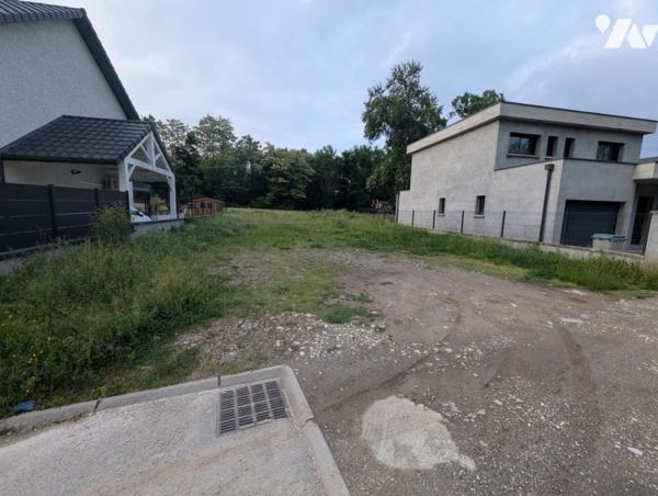Vente Terrain à bâtir à Porte-de-Savoie