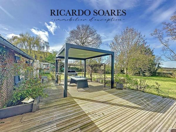 DEMEURE D'EXCEPTION / 500m2 / 4 SUITES / PISCINE / SALLE DE JEUX / TERRAIN 2700m2