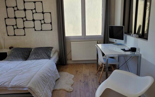 Maison à vendre    7 pièces • 190 m2 L'Houmeau