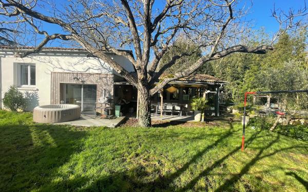 Maison à vendre    7 pièces • 190 m2 L'Houmeau